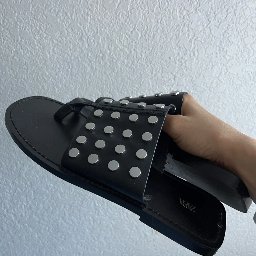 zara genuine leather studded sandals - Picture 5 of 5